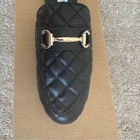 New in Box black quilted slip on flat loafer shoes size 5.5 - Picture 7 of 14
